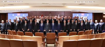 İçişleri Bakanımız Sayın Ali Yerlikaya, Görev Yerleri Değişmeyen 29 İl Emniyet Müdürümüzle Birlikte Değerlendirme Toplantımızı Gerçekleştirdi