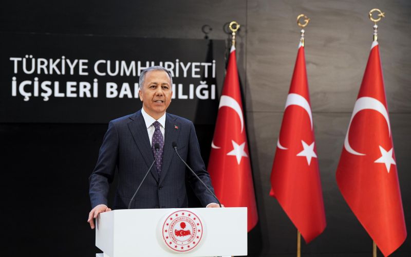 İçişleri Bakanımız Sn. Ali Yerlikaya'nın 1 Mayıs Emek ve Dayanışma Günü Mesajı