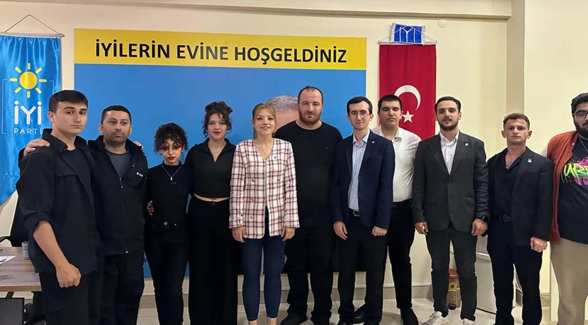 İYİ Parti Yıldırım’da Gençlik Hamlesi Başlatıyor: Şehit Doç. Dr. Sinan Ateş Akademisi Açılıyor