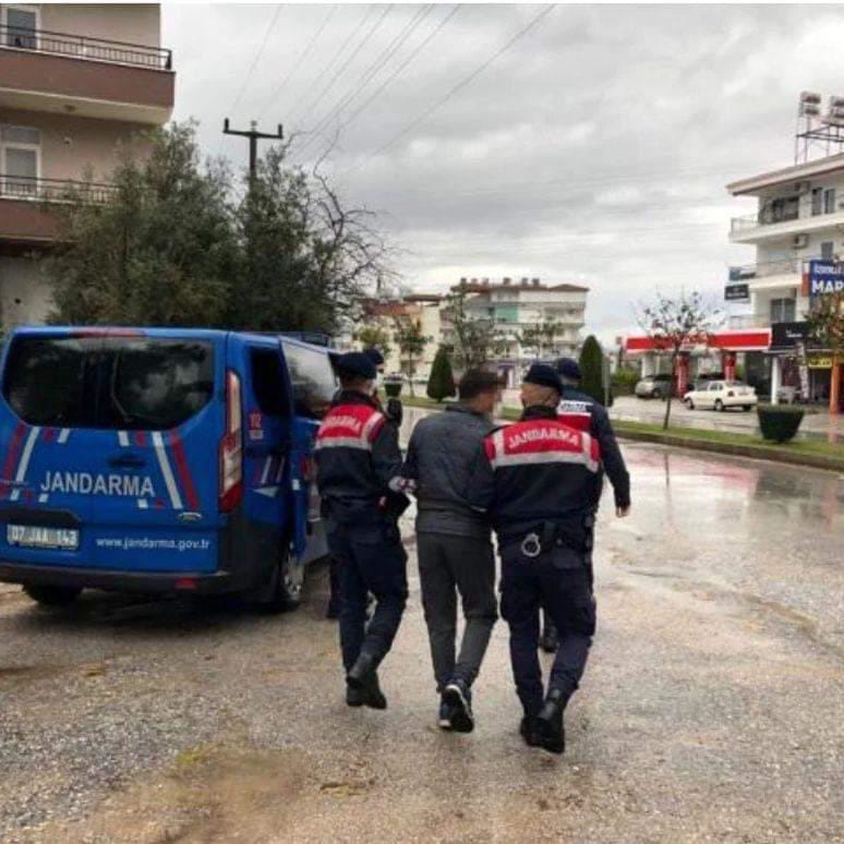 JASAT Dedektifleri tarafından Annesinin evinde yatak odasının dolabında yakalandı