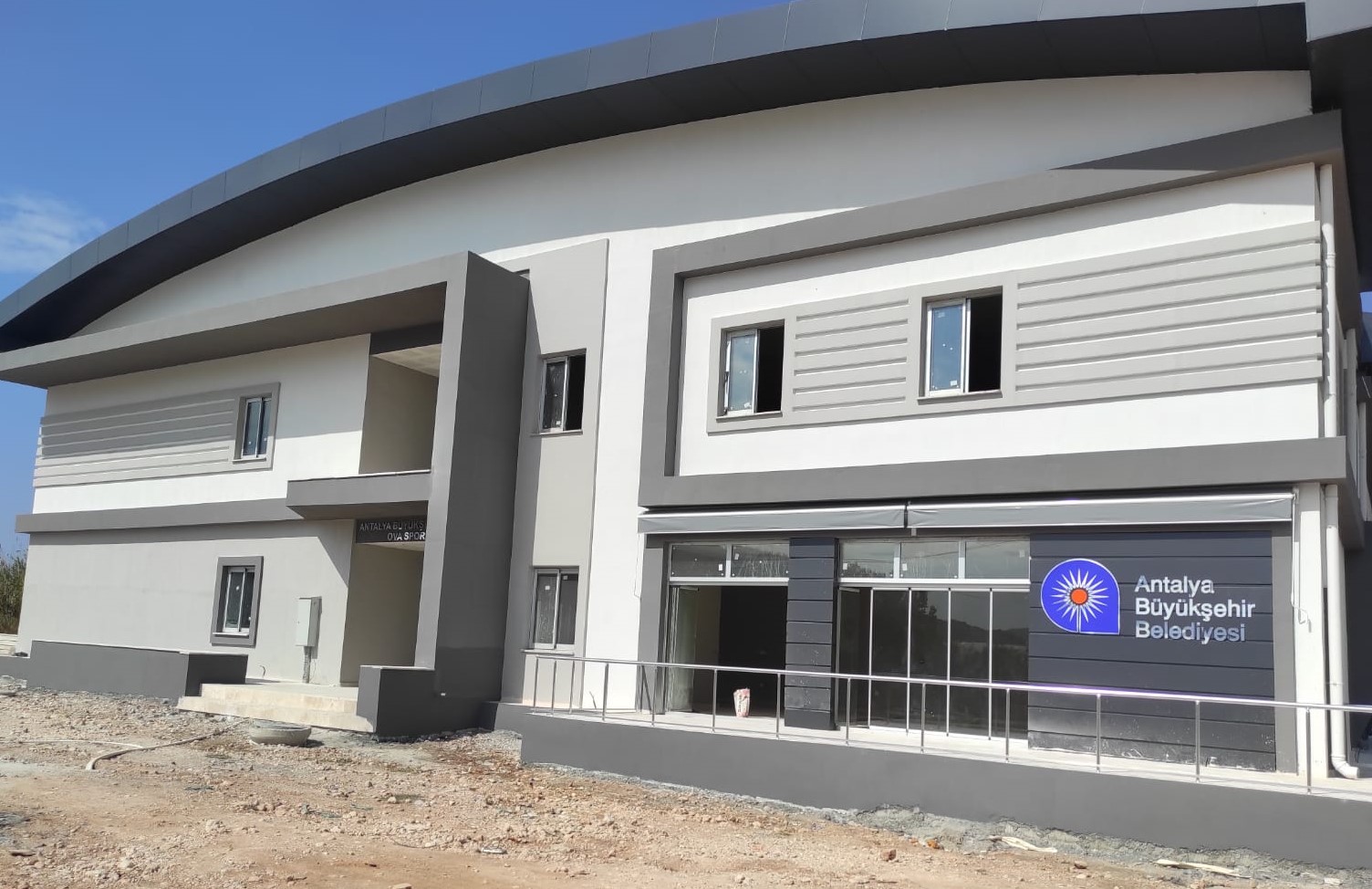 Kaş Ova Spor Salonu Projesi ilk etabı tamamlandı