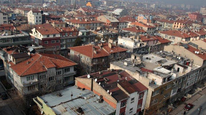 Kayseri’de ‘corona mahallesi’: 2,5 ayda 50 kişi öldü