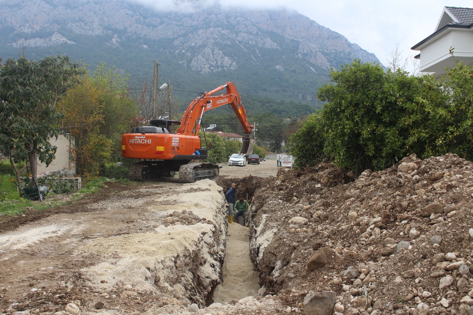 Kemer Kuzdere'de yeni hat çalışması