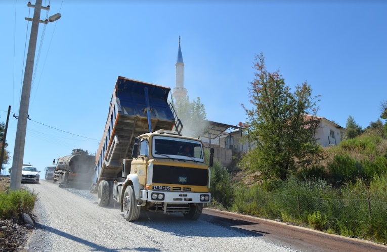 KEMER OVACIK YOLUNDA ASFALT ÇALIŞMASI