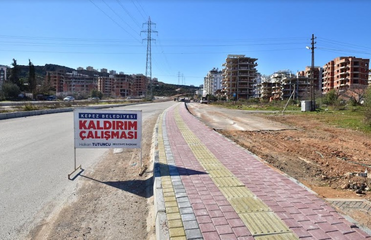 KEPEZ’DEN ENGELSİZ KALDIRIM