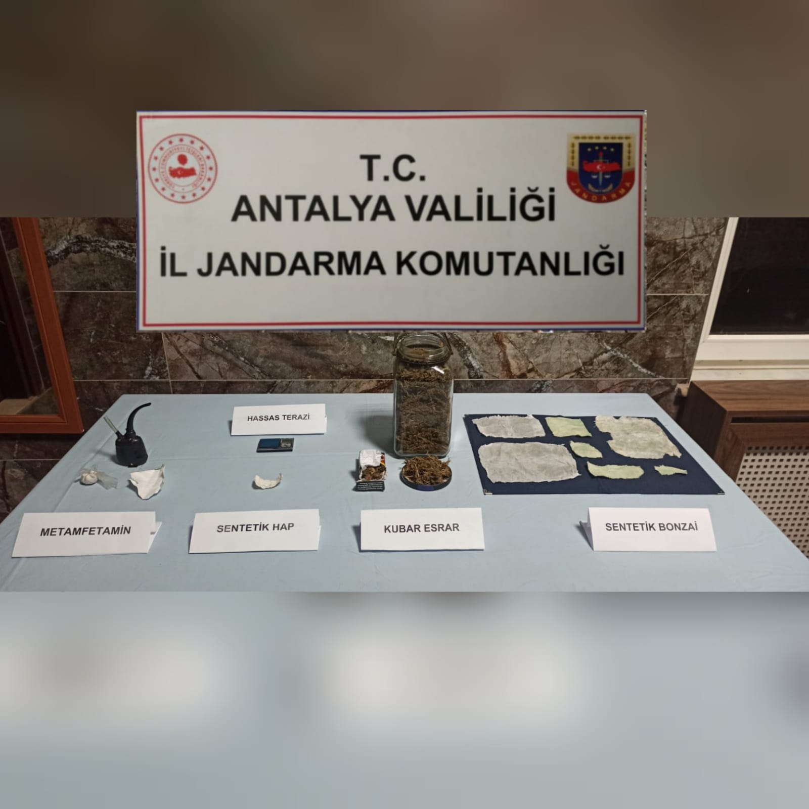 Kepez ilçesinde uyuşturucu imal ve ticaretine yönelik operasyon