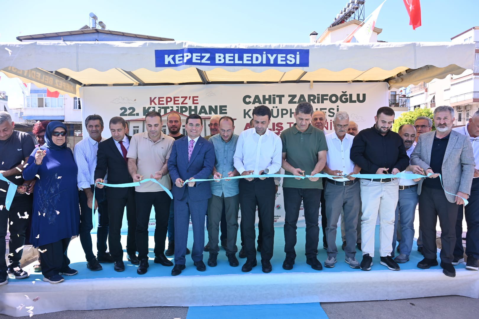 Kepez’in 18’nci kütüphanesi kapılarını açtı