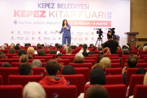 Kepez Kitap Fuarı’na eğitimci yazar Cesur’dan duygusal dokunuş