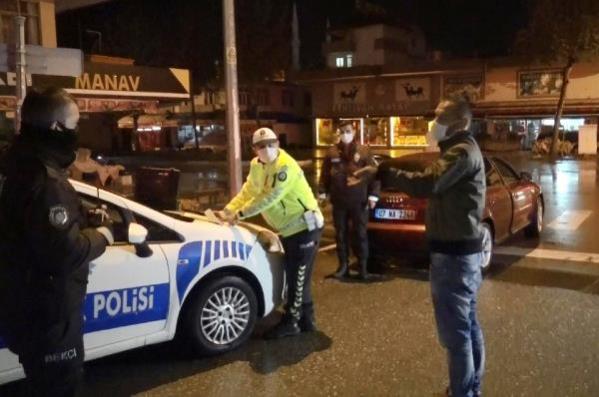 Kısıtlamada alkollü araç kullanırken yakalandı, sözleri şaşırttı