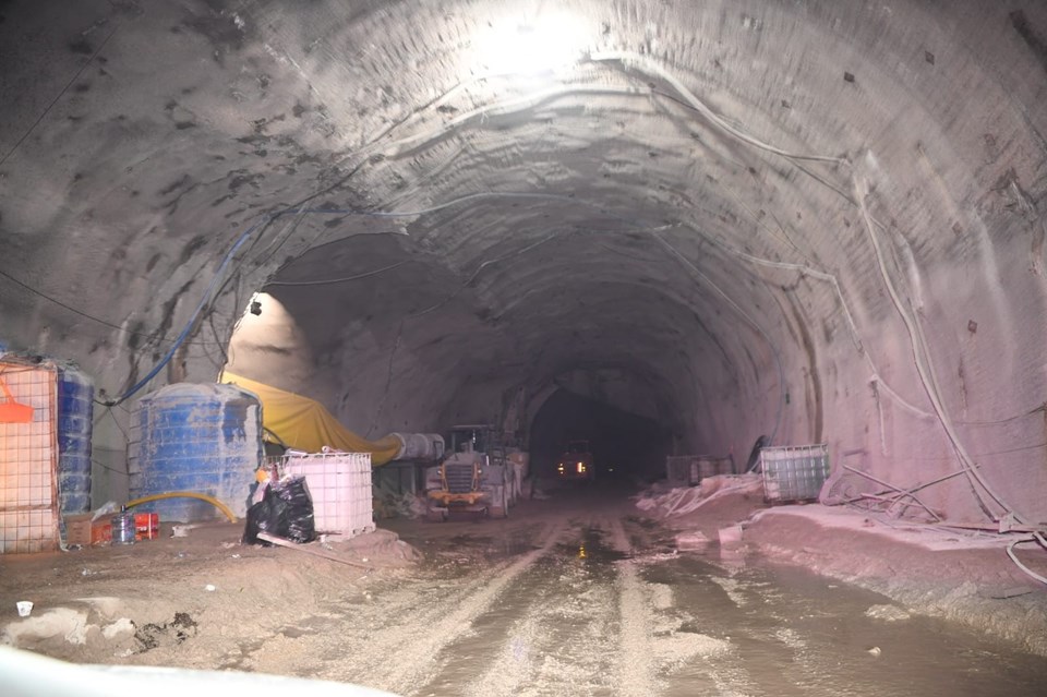 Konya-Antalya yolunu 26 km daha kısaltacak tünelde sona geliniyor