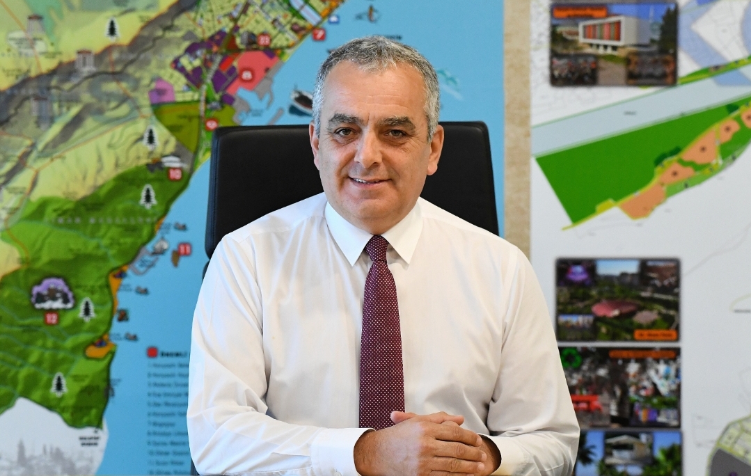 Konyaaltı Belediye Başkanı Semih Esen 1 Mayıs mesajı