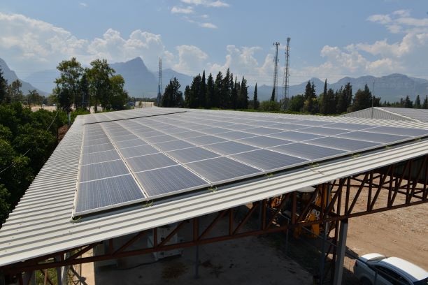 Konyaaltı Belediyesi üretirken tasarruf sağlıyor