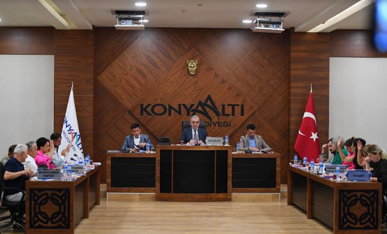 KONYAALTI’NIN 2023 BÜTÇESİ ONAYLANDI