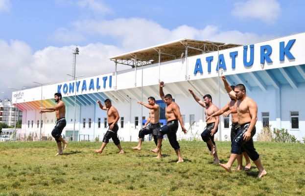 Konyaaltı’nın pehlivanları Kırkpınar’a hazır