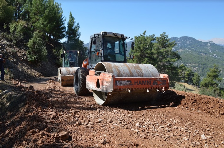 KONYAALTI ÜÇOLUK MAHALLESİ’NDE STABİLİZE ÇALIŞMASI