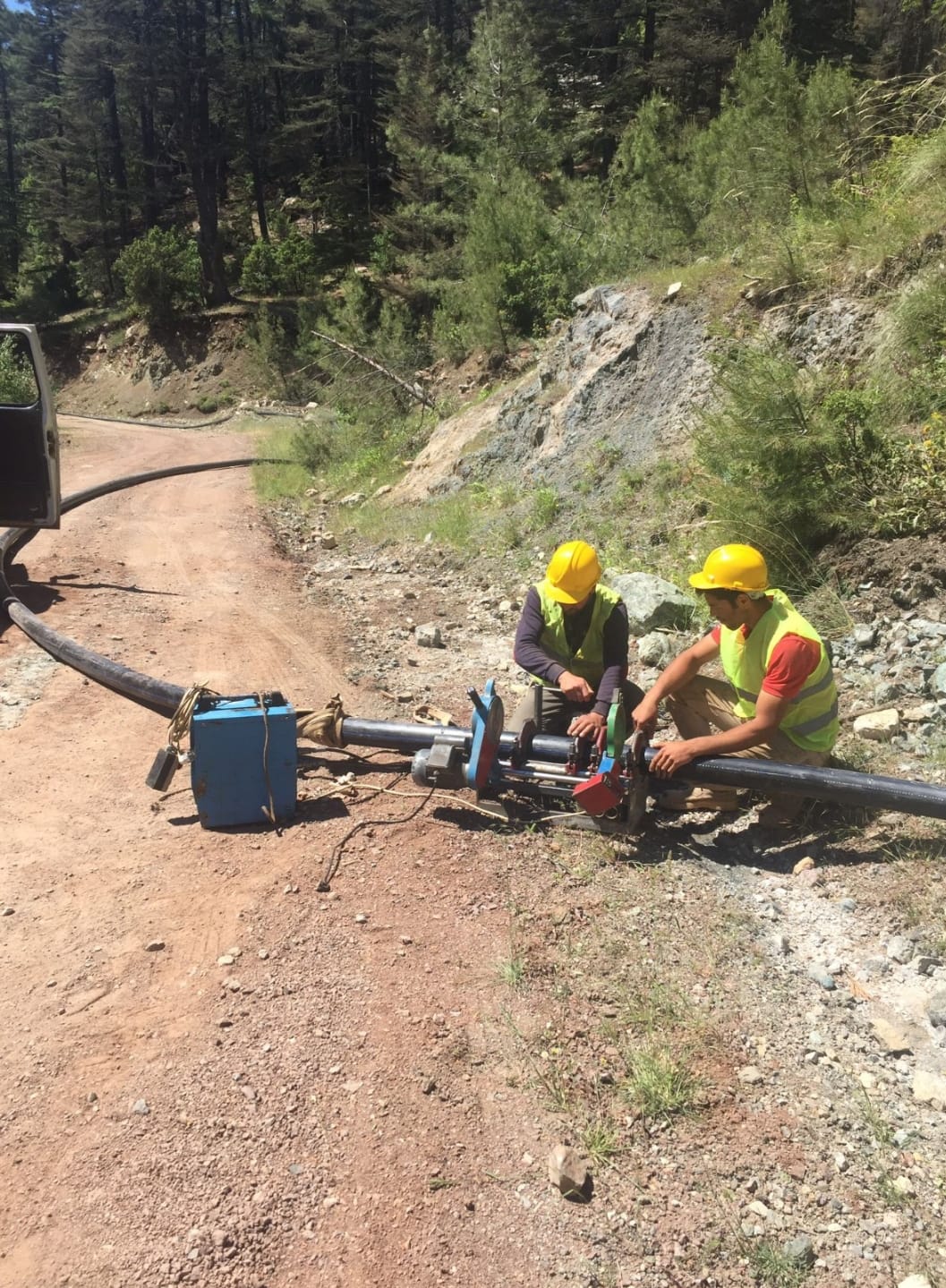 Kumluca ve Kemer'i kapsayan içme suyu hattı döşeniyor