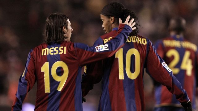 Lionel Messi, Ronaldinho'nun kefalet parasını ödediği iddiaları yalanladı