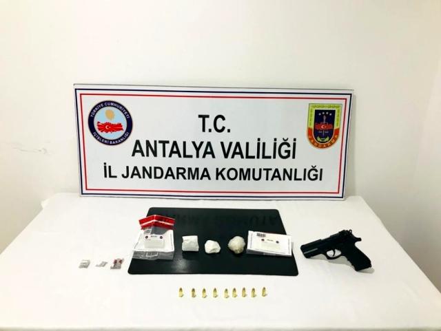 Manavgat'ta uyuşturucu operasyonu