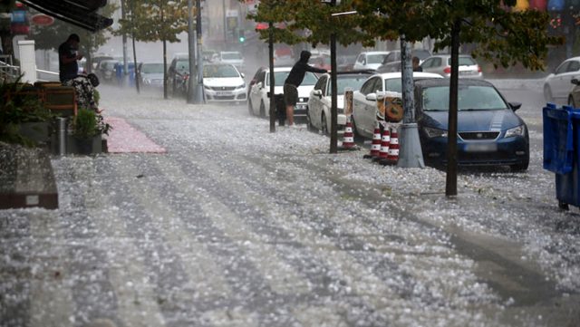 Meteoroloji'den, İstanbul'un da içinde olduğu 7 il için dolu ve fırtına uyarısı
