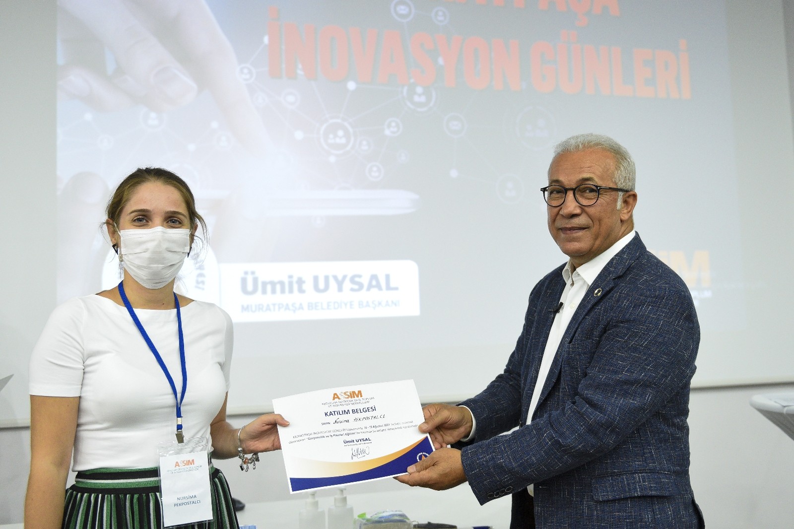 Muratpaşa ASSİM’de girişimci adayları sertifikalarını aldı