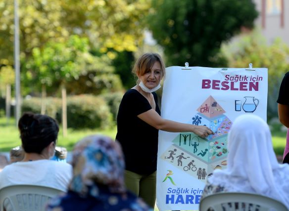 Muratpaşa’nın diyetisyenleri mahallelerde