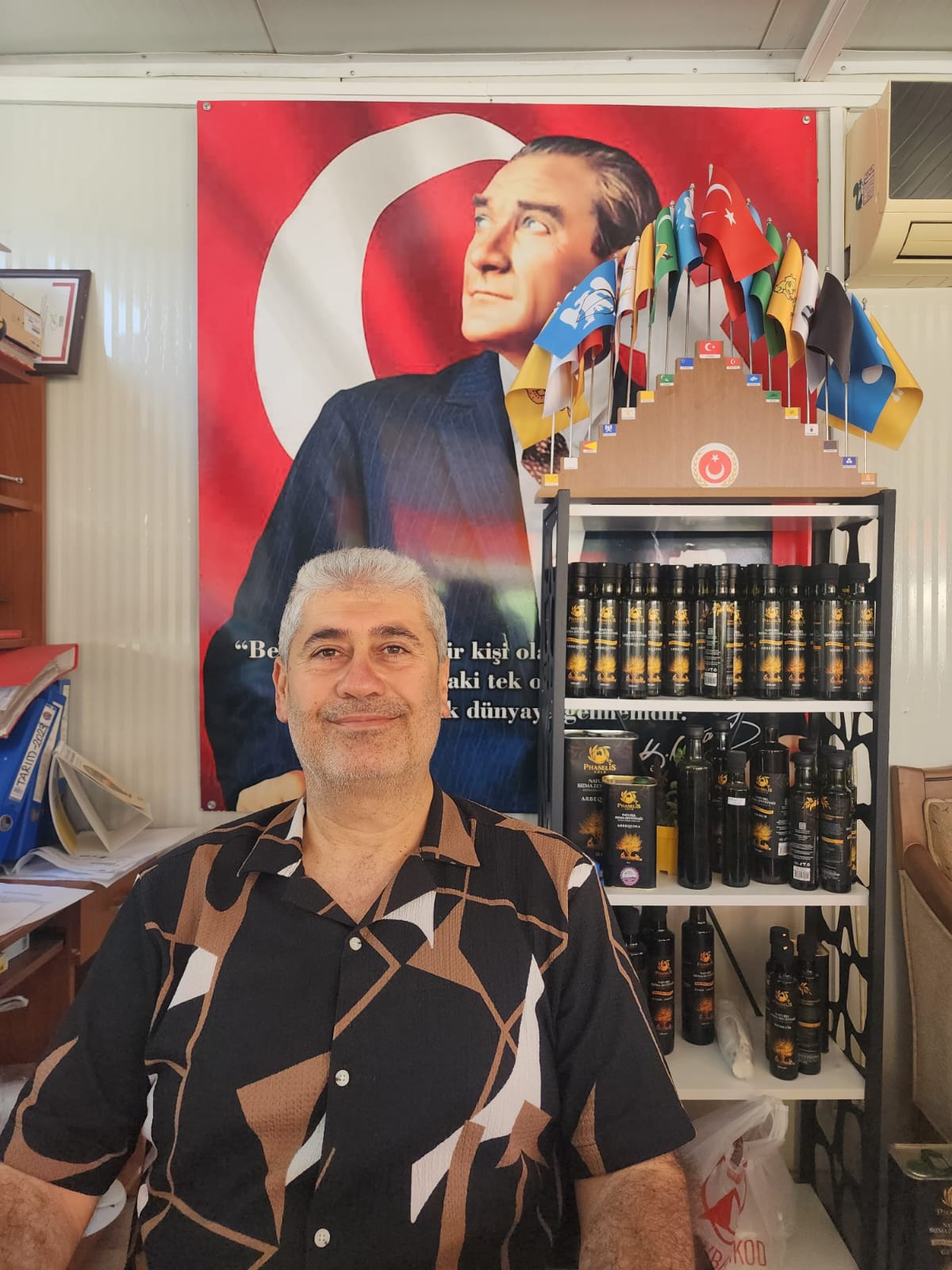 Mustafa Yetener Kimdir?