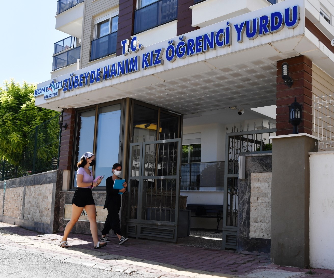 Öğrencilerden Konyaaltı yurduna tam not