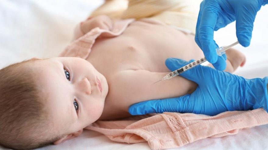 Prof. Kurugöl’den şok iddia ''bebeklere sağlık ocaklarında corona aşısı yapıldı''
