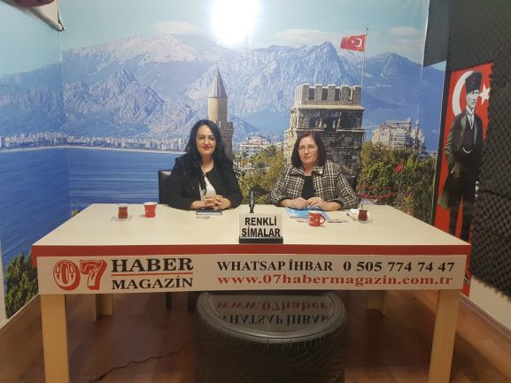 RENKLİ SİMALAR PROGRAMI’NIN İLK KONUĞU CHP KADIN KOLLARI ANTALYA İL BAŞKANI NİLÜFER DEVECİ 