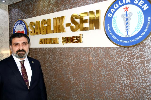 Sağlık-Sen Antalya Şube Başkanı Sinan Kuluöztürk, 