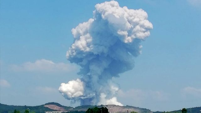 Sakarya'da havai fişek fabrikası patladı! Halk sokağa döküldü