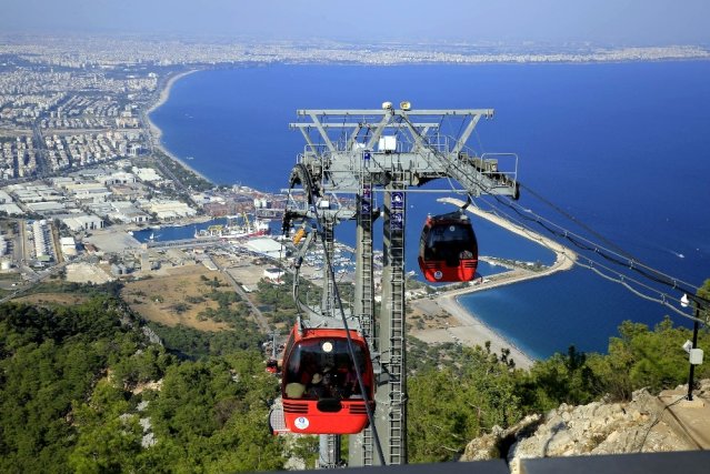 Sarısu Kadınlar plajı, Tünektepe Teleferik 15 Haziran'da açılacak.