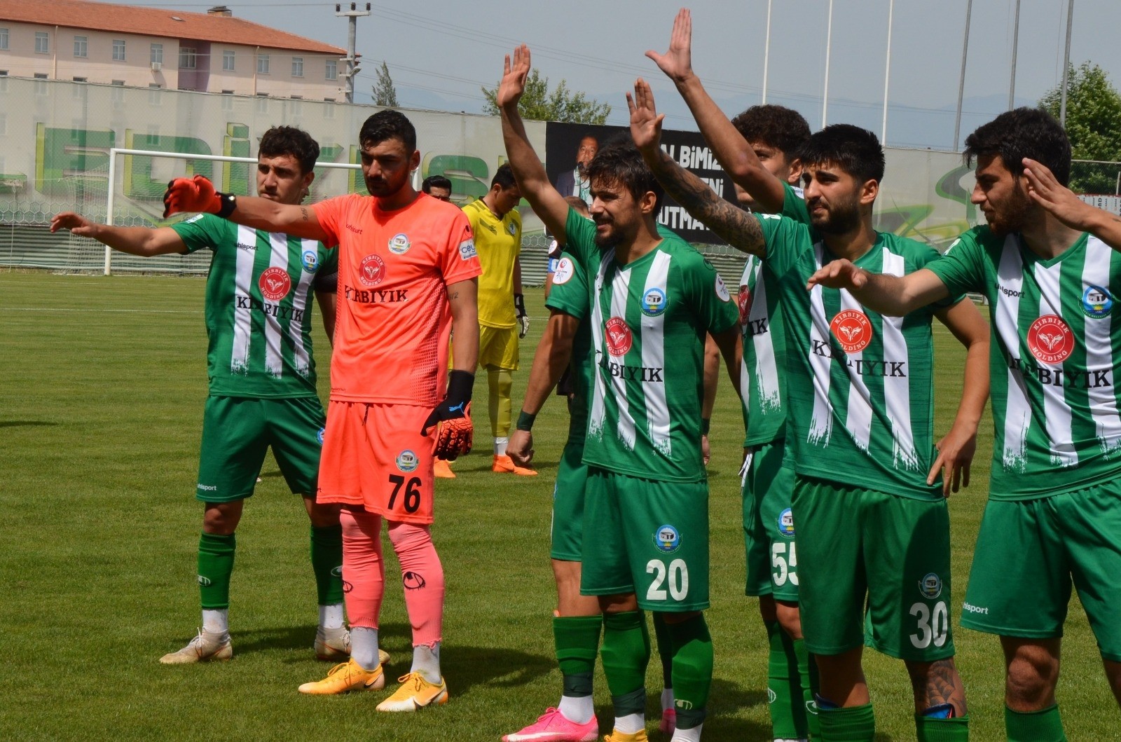  Serik Belediyespor hızlı başladığı ligi 10. Sırada tamamladı.