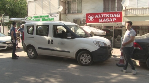 Serinlemek için girdiği kasap dükkanında ölü bulundu