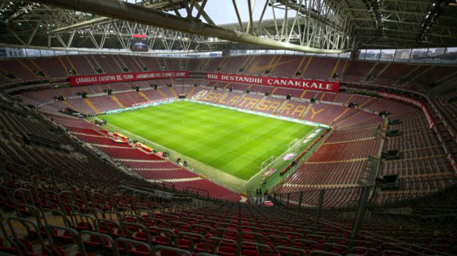 Son Dakika: Süper Lig ve TFF 1. Lig'de kalan maçlar seyircisiz oynanacak