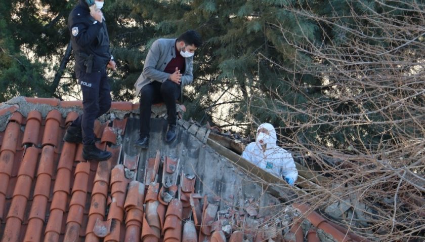 Tavan arasında ceset bulundu