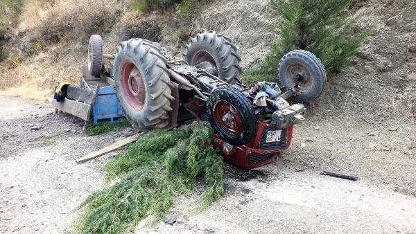 Traktör devrildi! Altında kalan şoför hayatını kaybetti