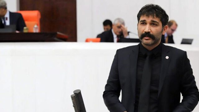 Türkiye İşçi Partisi Milletvekili Barış Atay'a saldıran 3 şüpheli tutuklandı