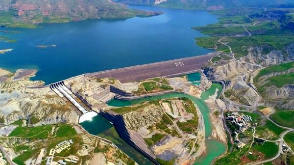Türkiye'nin 70 yıllık rüyası olan Ilısu Barajı'nda elektrik üretimi yarın başlıyor