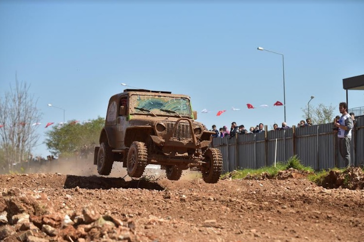 TÜRKİYE OFF-ROAD  ŞAMPİYONASI KEPEZ’DE NEFESLERİ KESTİ