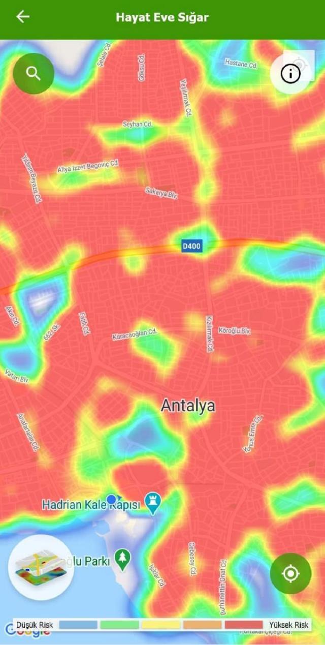 Vaka sayısının 1 haftada yüzde 100'e ulaştığı Antalya'da koronavirüs haritası tamamen kırmızıya döndü