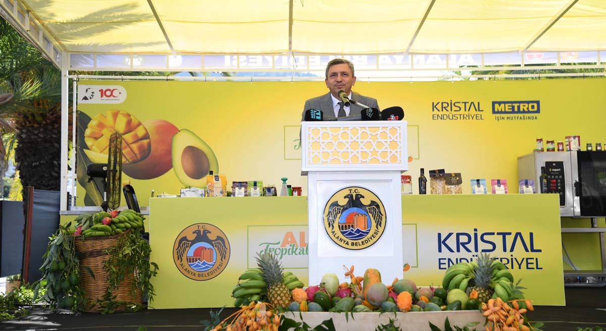 Vali Şahin, Tropikal Meyve Festivali’nin Açılış Törenine Katıldı