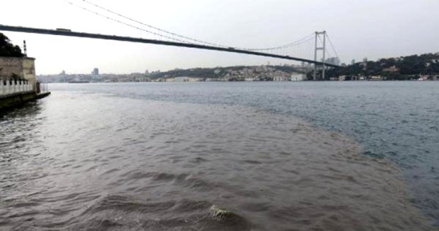 Yağmur sonrası İstanbul'da çekilen bu görüntüler korkuttu!