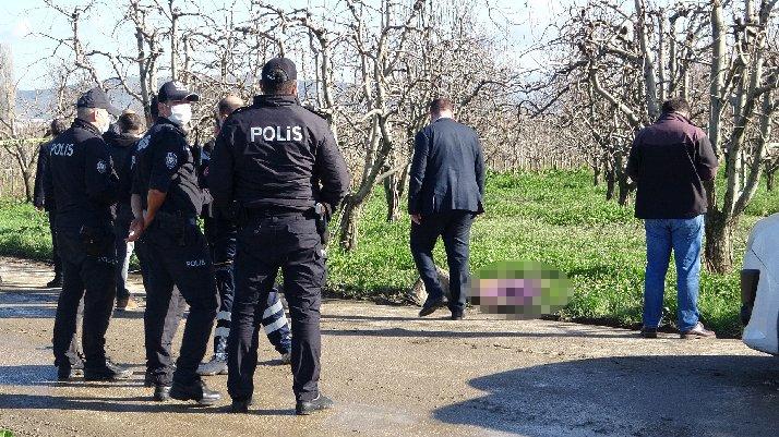 Yol kenarında cansız halde biri bulundu