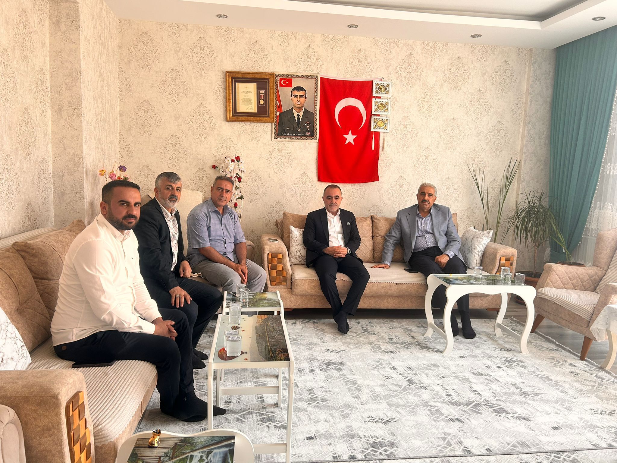 Ak Parti Diyarbakır Teşkilatı'ndan Anlamlı Ziyaret - Görsel 3