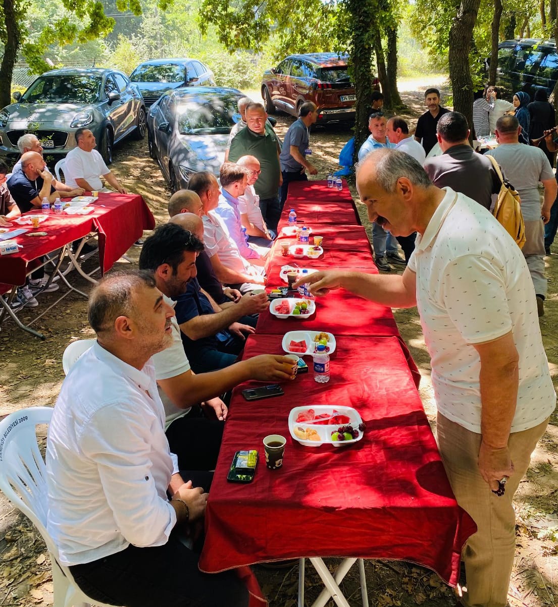 Çetilli Mahallesi'nin Geleneksel Pikniğinde Coşku Dolu Anlar - Görsel 1