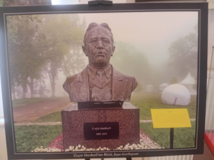 Ankara’da “Şuşa – Karabağ’ın Tacı, Kafkasların Sanat Mabedi, Türk Dünyasının Kültür Başkenti” Kitabının Görkemli Tanıtımı Gerçekleştirildi - Görsel 3