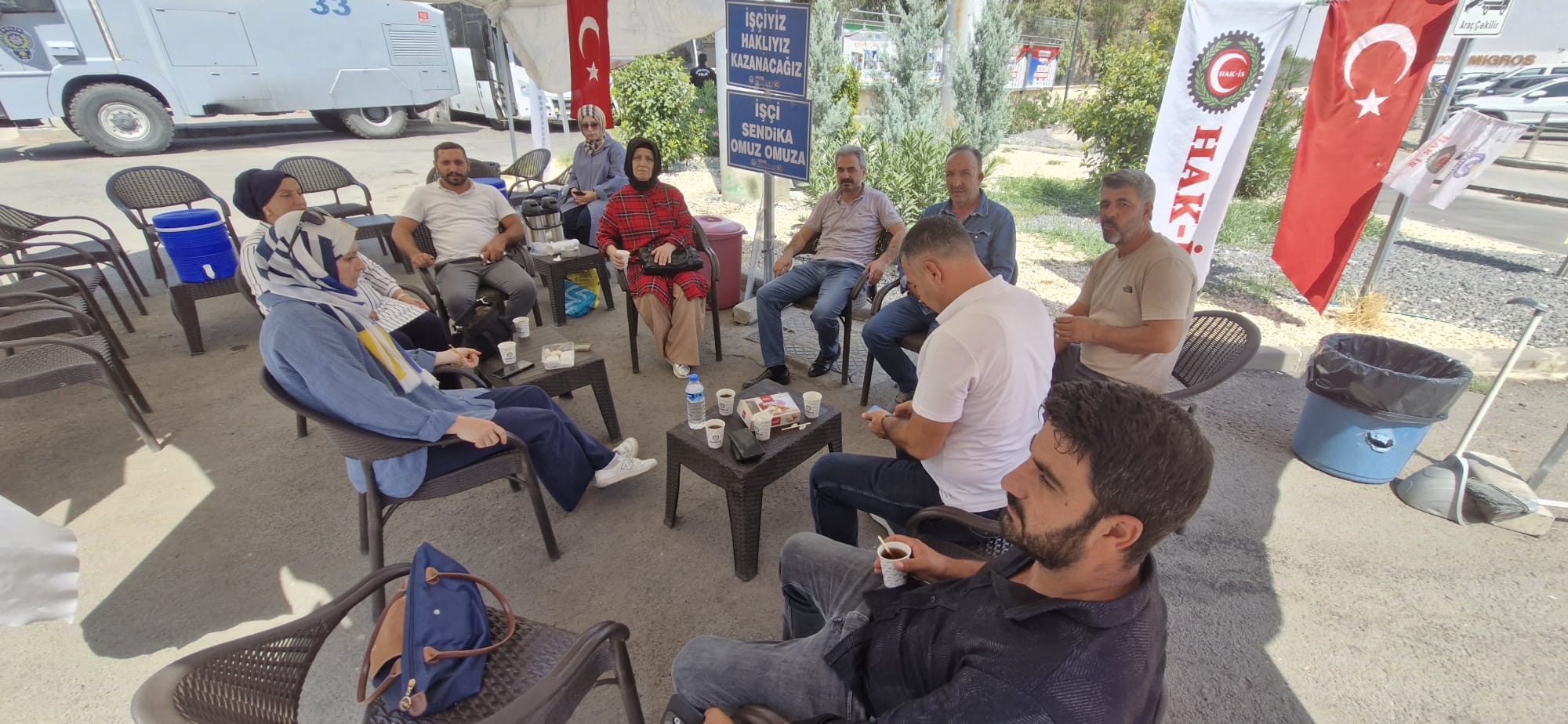 DEM'Lİ BELEDİYELERDE İŞÇİ KIYIMI DEVAM EDİYOR - Görsel 3