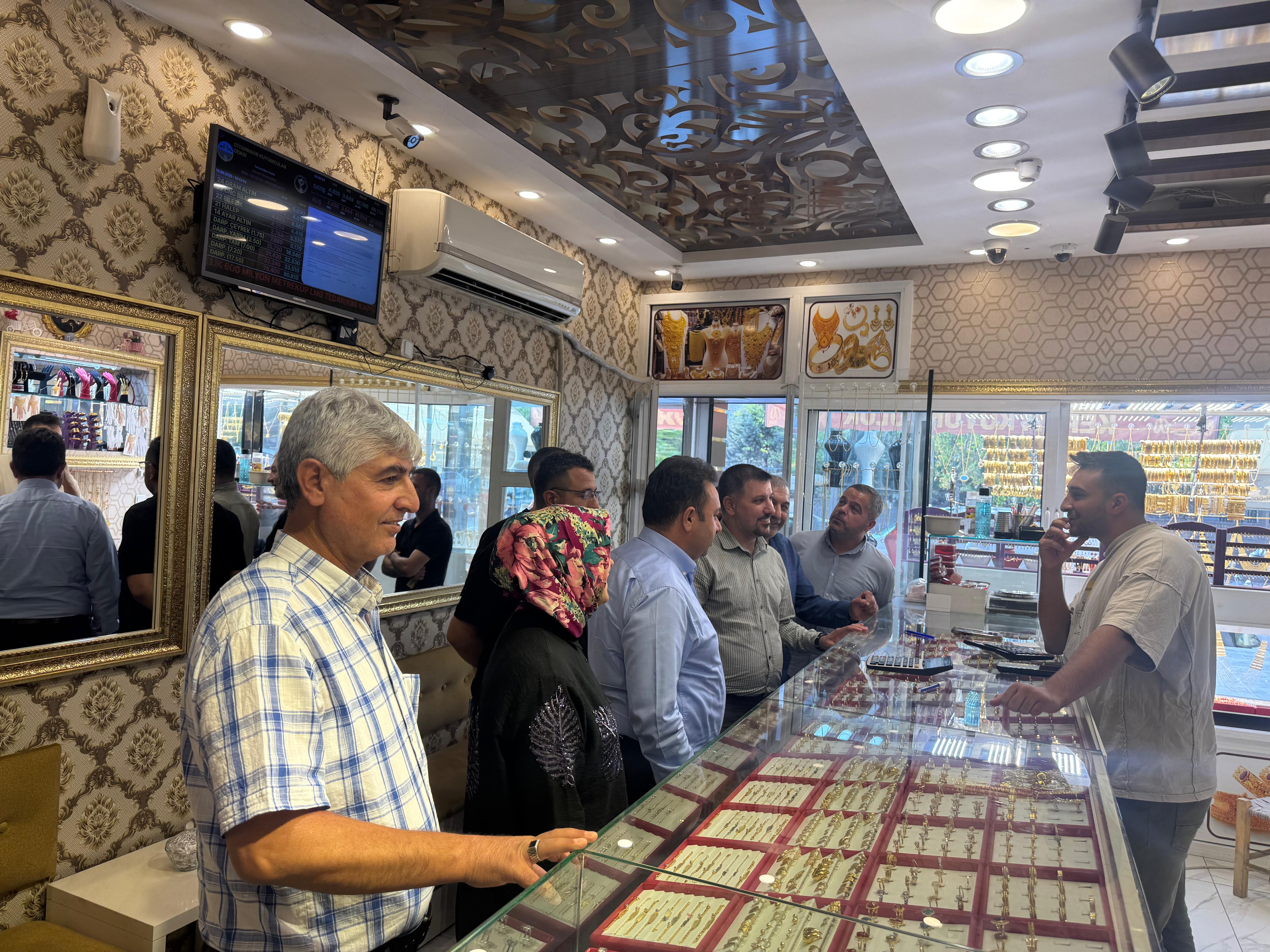 SOKAK SOKAK GEZİP KARDEŞLİK SÜRECİNİ ANLATIYOR - Görsel 10
