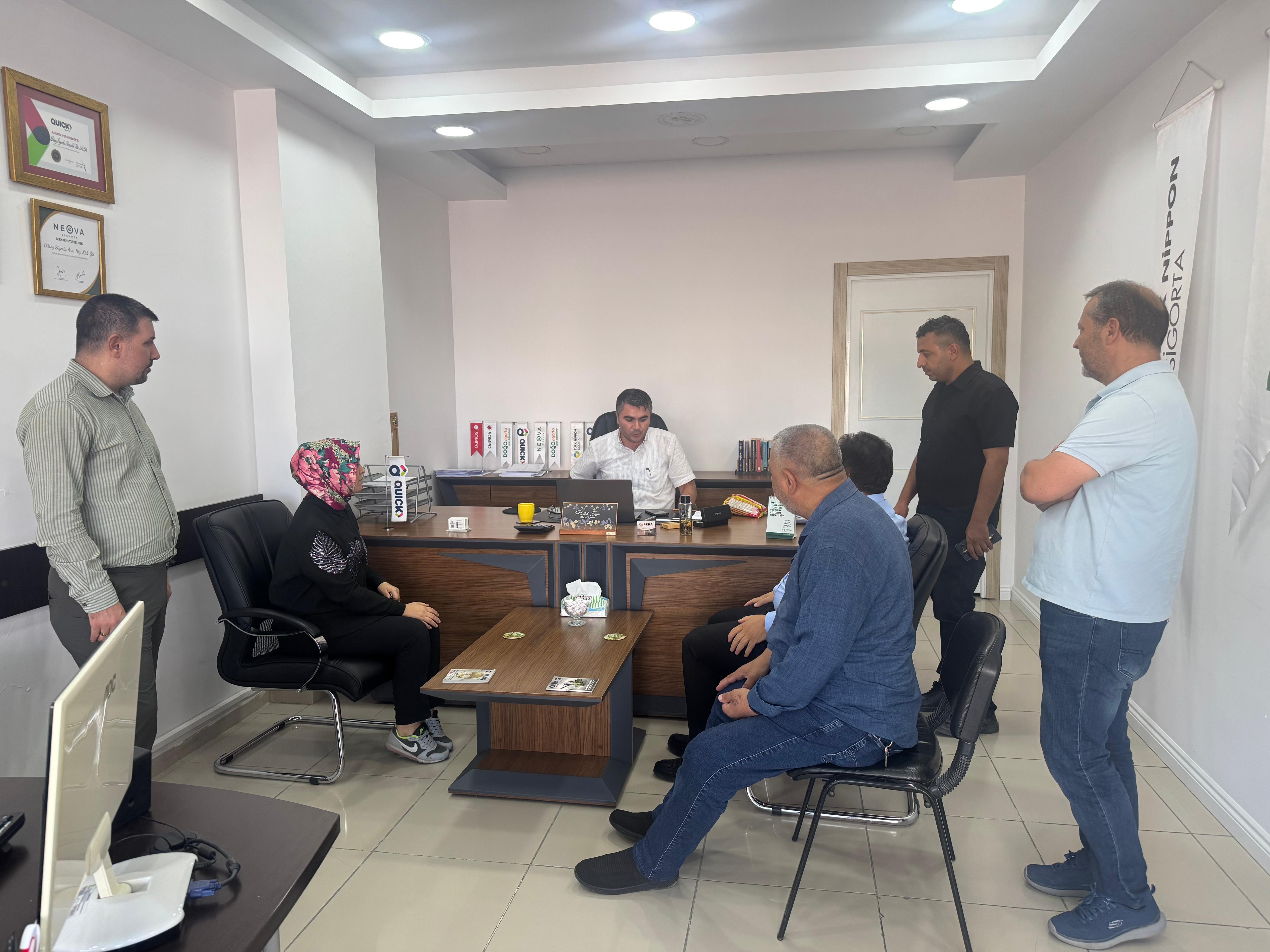 SOKAK SOKAK GEZİP KARDEŞLİK SÜRECİNİ ANLATIYOR - Görsel 18